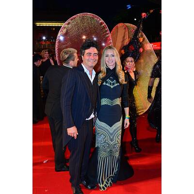 Stars und glamouröse Kostüme am Life Ball