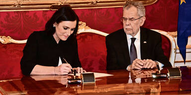 K&ouml;stinger Van der Bellen