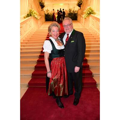 Promis & Polit-Stars beim Jägerball 2016