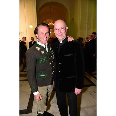 Promis & Polit-Stars beim Jägerball 2016