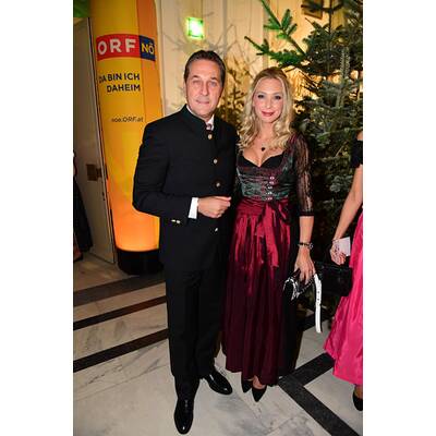 Promis & Polit-Stars beim Jägerball 2016