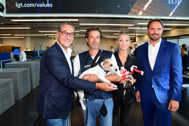 Philippa Strache: Erster Auftritt als Tierschutz-Beauftragte