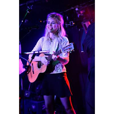 The Common Linnets: Ilse Delange in Wien