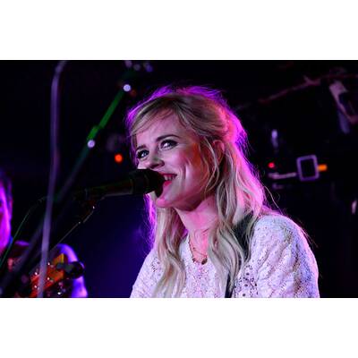 The Common Linnets: Ilse Delange in Wien