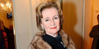 Royaler Glamour bei F&ecirc;te Imp&eacute;riale