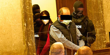 Prozess um ICE-Anschl&auml;ge: Terror-Gattin lie&szlig; ihren Schleier fallen