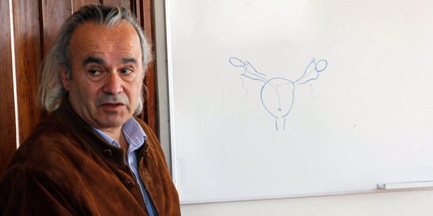 Versteinertes Baby in Frau gefunden