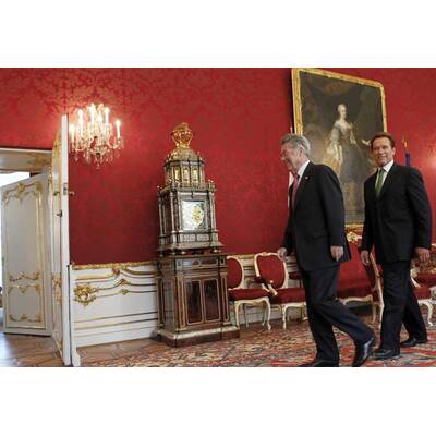 Arnold Schwarzenegger bei Bundespräsident Heinz Fischer