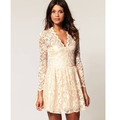 H&M Kleid um 34.90 Euro 