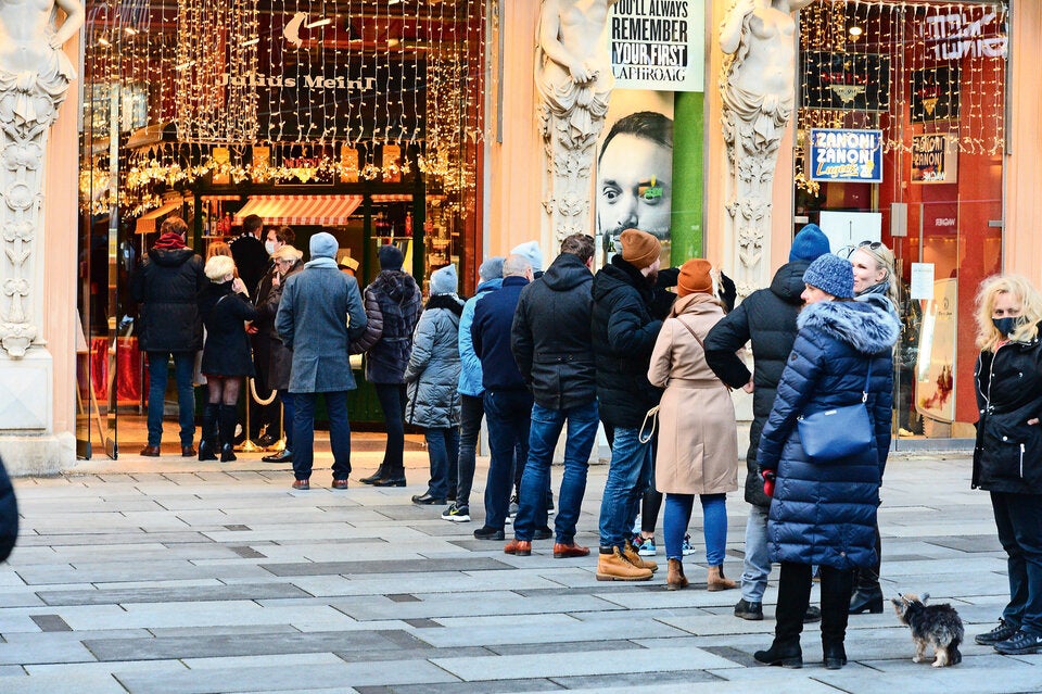 massen wien punsch corona lockdown