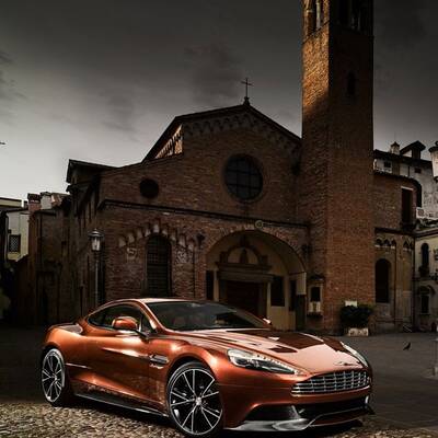 Aston Martin Vanquish