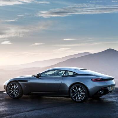 Aston Martin DB11