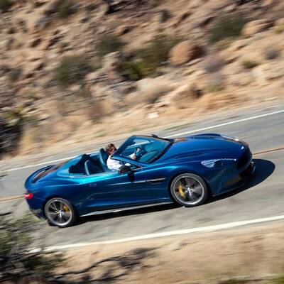 Aston Martin Vanquish Volante
