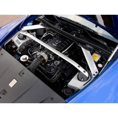 Aston Martin Vantage (2012)