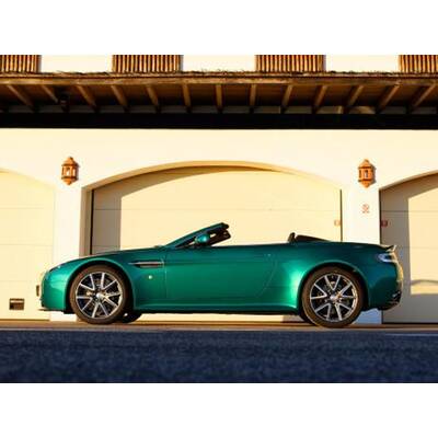 Aston Martin Vantage (2012)