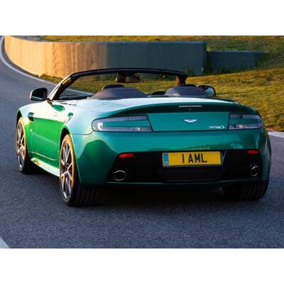 Aston Martin Vantage (2012)