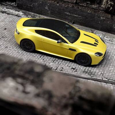 Aston Martin Vantage V12 S