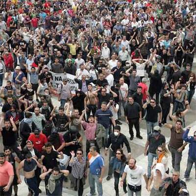 Ausschreitungen in Athen eskalieren