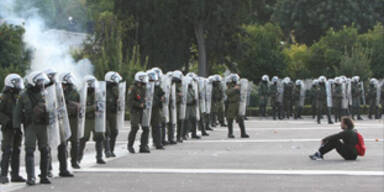 Von Polizist getöteter Schüler bestattet