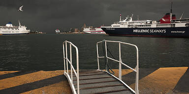 Griechen streiken gegen Sparprogramm