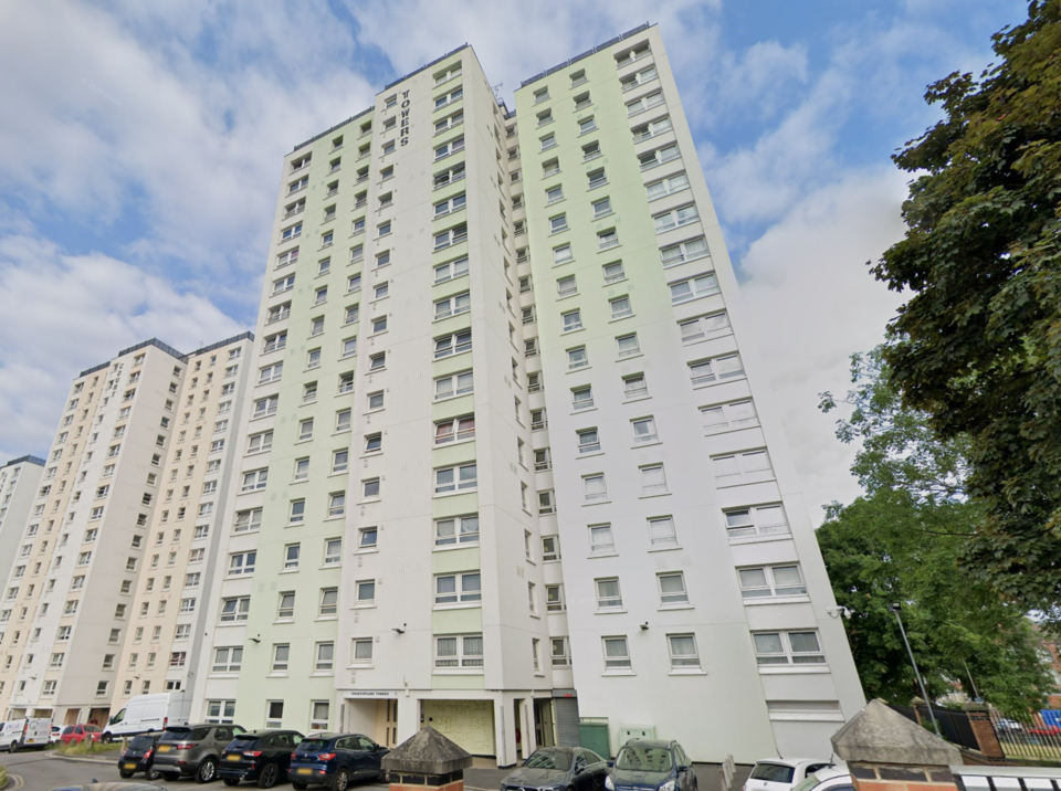 Baby überlebt 25-Meter-Sturz in Mamas Bauch