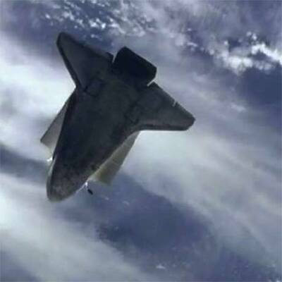 Atlantis an ISS angedockt