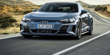 Audi e-tron GT greift Tesla Model S an