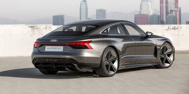 Audi greift mit zehn reinen E-Autos an