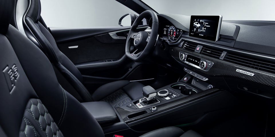 Audi greift mit dem RS5 Sportback an