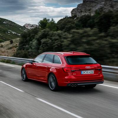 Audi A4 Avant (2015)