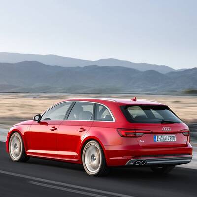 Audi A4 Avant (2015)