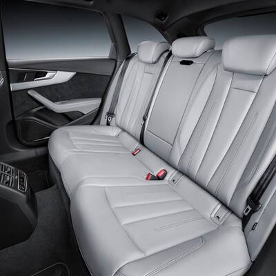 Audi A4 Avant (2015)