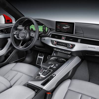 Audi A4 Avant (2015)