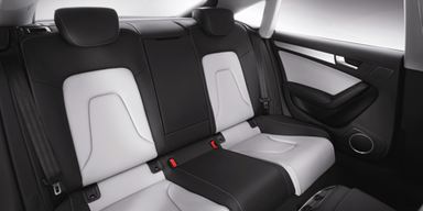 Viertüriges Coupé in Hochform