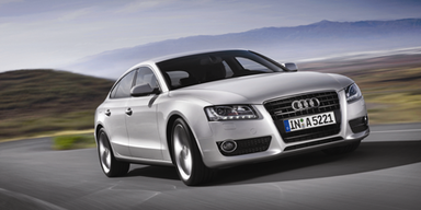 Viertüriges Coupé in Hochform