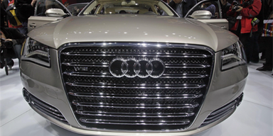 Auto China 2010: Luxuswagen statt Fahrrad 