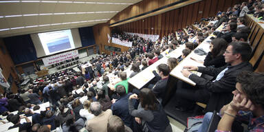 VfGH kippt Aufhebung der Studiengebühren