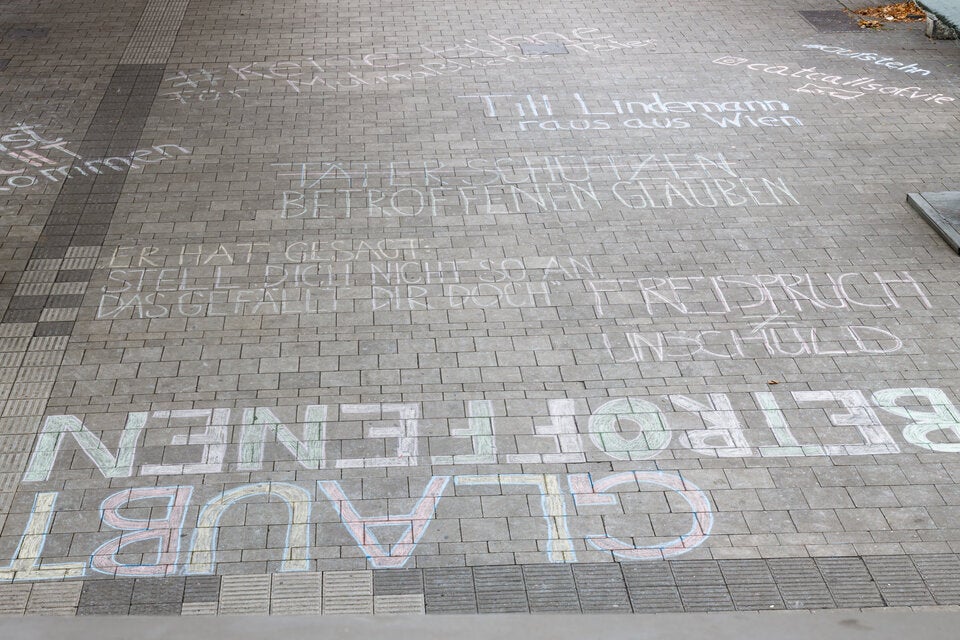 Protest gegen Rammstein-Konzert bei der Stadthalle