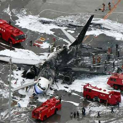 Boeing in Japan geht in Flammen auf