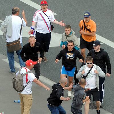 Schwere Ausschreitungen in Warschau