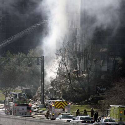 Ein Kleinflugzeug stürzte in die US-Steuerbehörde in Austin.