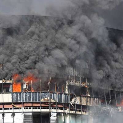 Ein Kleinflugzeug stürzte in die US-Steuerbehörde in Austin.