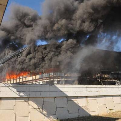 Ein Kleinflugzeug stürzte in die US-Steuerbehörde in Austin.