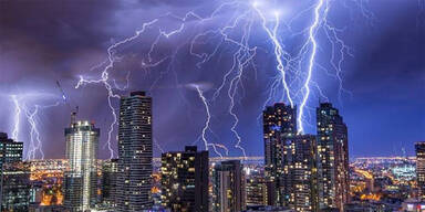 Gewitter-Show in Melbourne