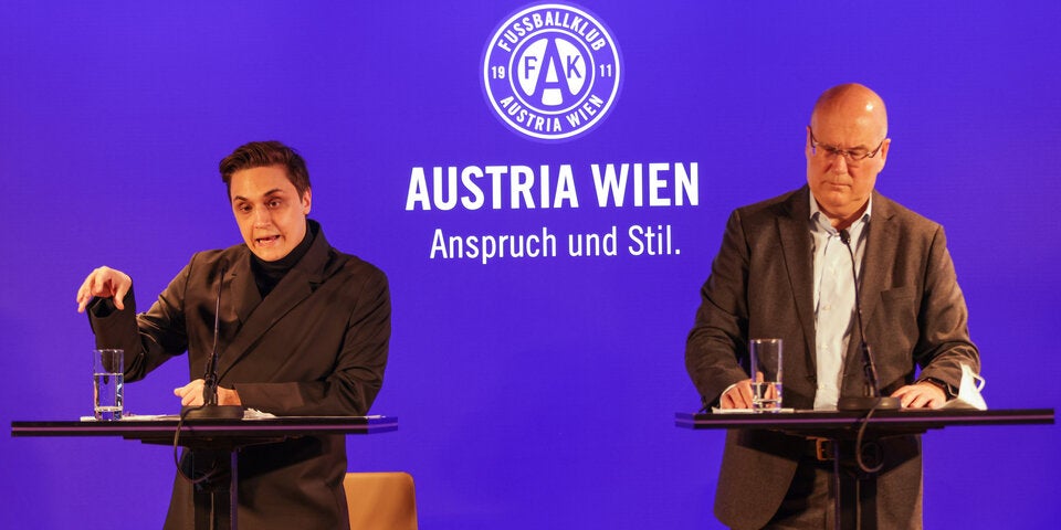 Luka Sur (li. im Bild) und Austria Präsident Frank Hensel