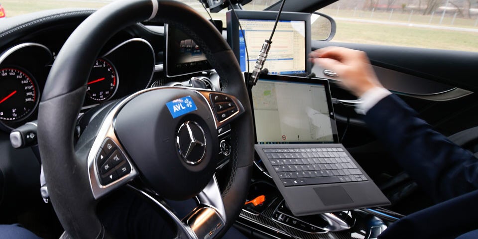 Roboter-Autos erstmals auf heimischer Autobahn