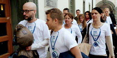 Klagenfurt: Junge Ärzte stürmen Landtag 
