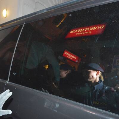 Jusnin Bieber Fans belagern Hotel Sacher