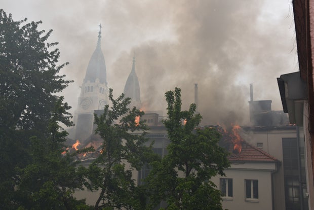 Die ersten Bilder nach dem Feuer-Inferno