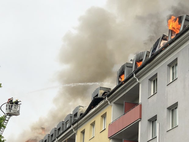 Die ersten Bilder nach dem Feuer-Inferno